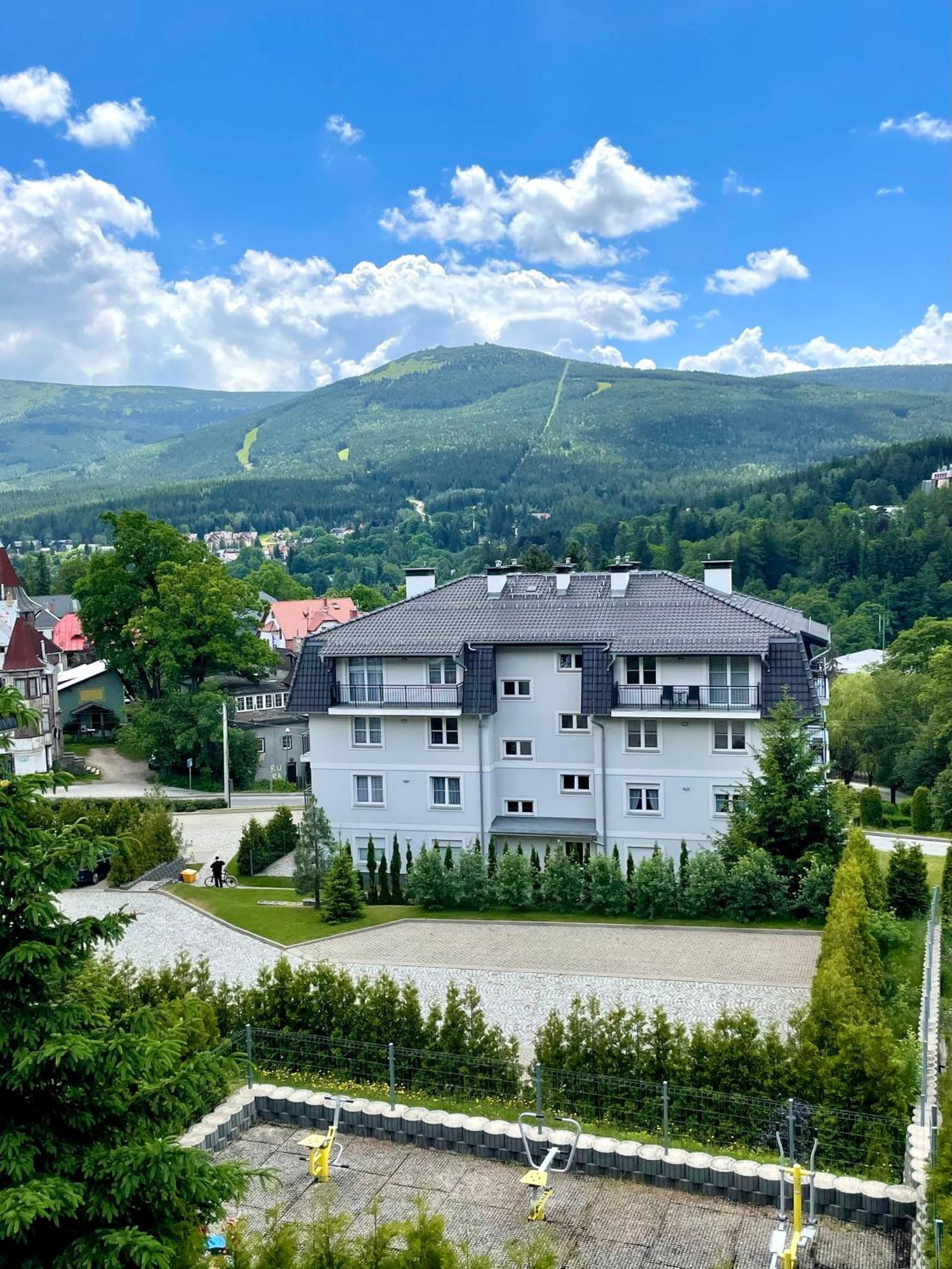Ab Mountain View Apartment *